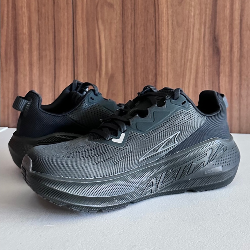 NWT. Women's Forward Via-Black/Black Size 7 - Picture 5 of 14
